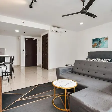 Executive Ceo Studio Trefoil Setia Alam Exterior photo